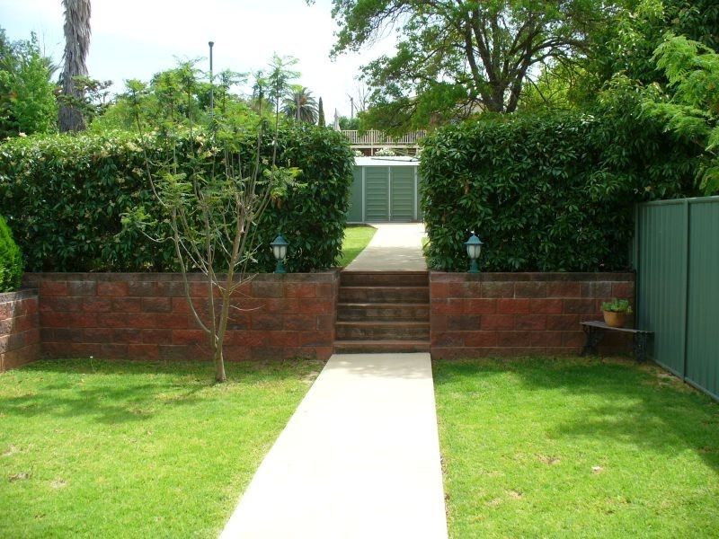 14a Liverpool Street, Cowra NSW 2794