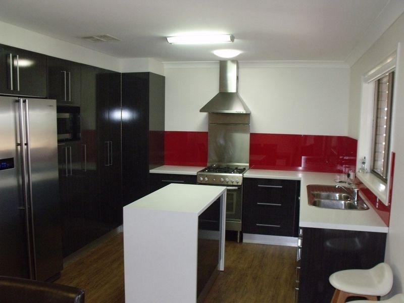 4 Phillips Street, Cowra NSW 2794