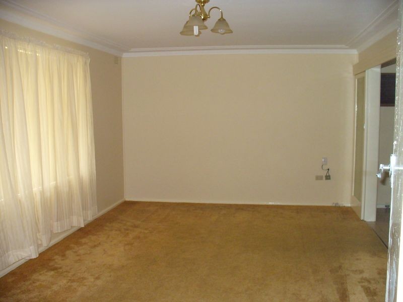 10 Kibbler Street, Cowra NSW 2794