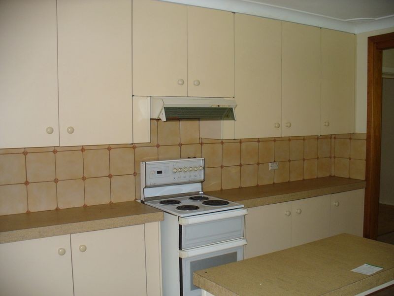 10 Kibbler Street, Cowra NSW 2794