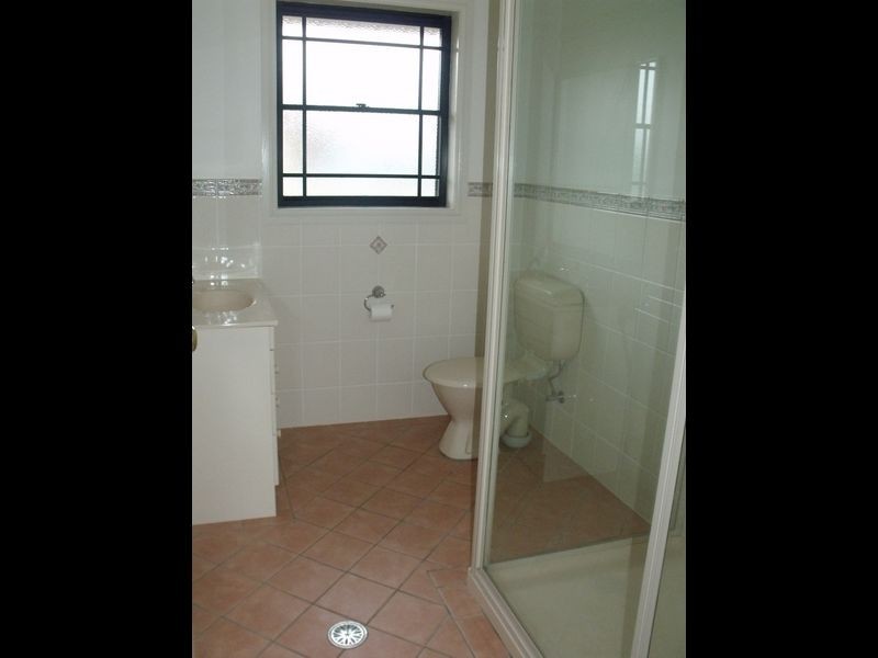 2/39 London Dve, Cowra NSW 2794