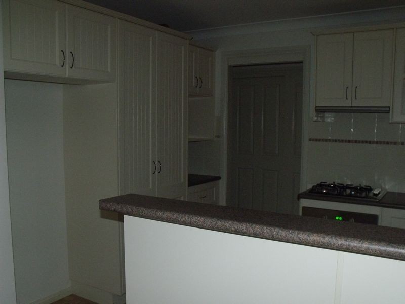 2/39 London Dve, Cowra NSW 2794