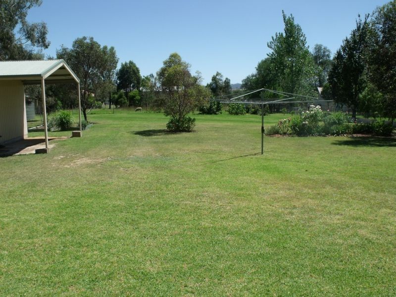 84 Waratah Street, Cowra NSW 2794