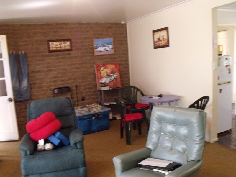 11B Vaux Lane, Cowra NSW 2794
