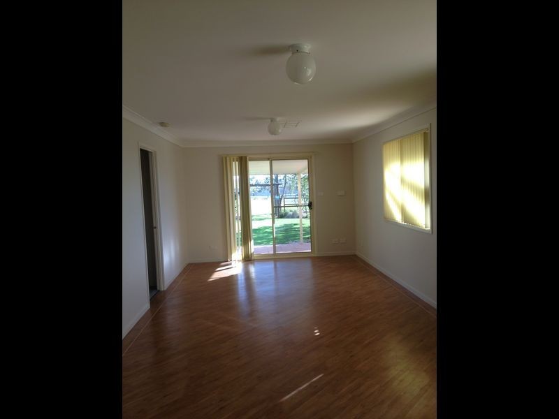 4 River Park Road, Cowra NSW 2794