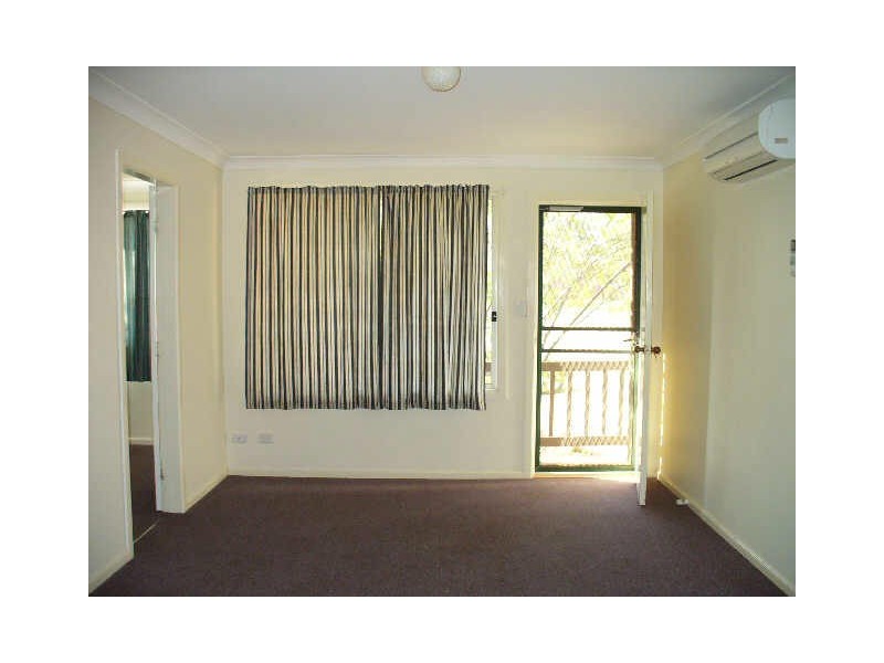 2/1 Brisbane Avenue, Cowra NSW 2794