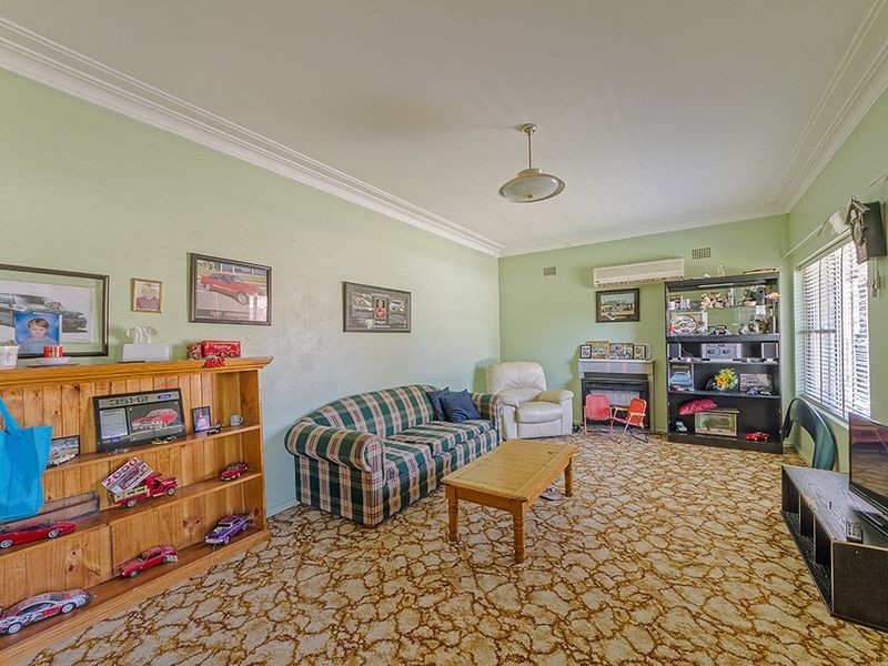 26 Liverpool Street, Cowra NSW 2794