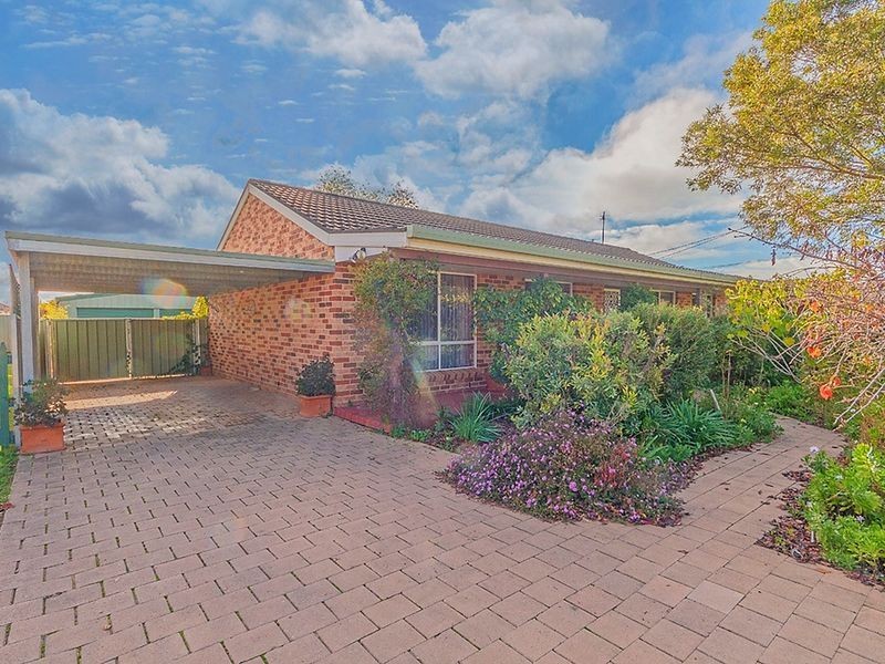 61 Lyall Street, Cowra NSW 2794
