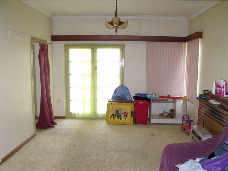 72 Lynch Street, Cowra NSW 2794