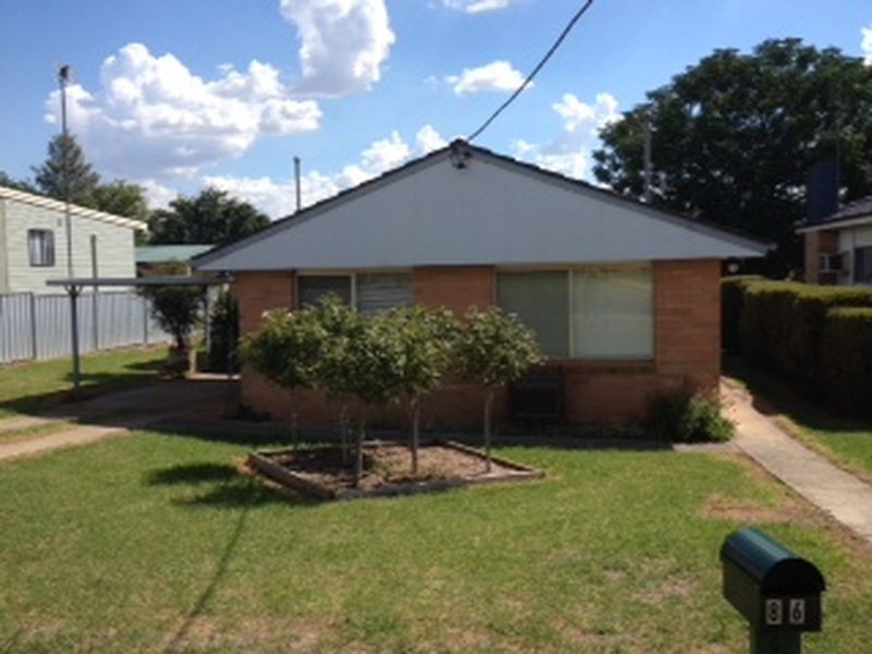 86 Darling Street, Cowra NSW 2794