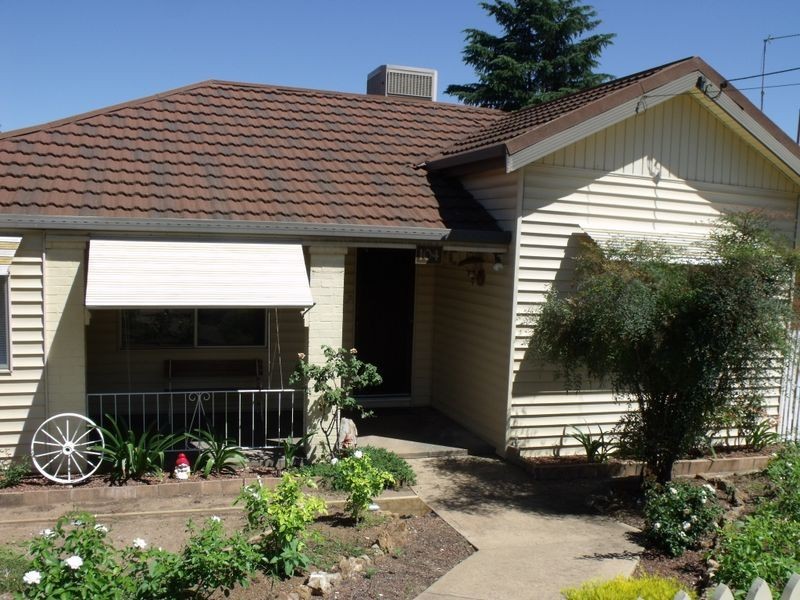 104 Brisbane Street, Cowra NSW 2794