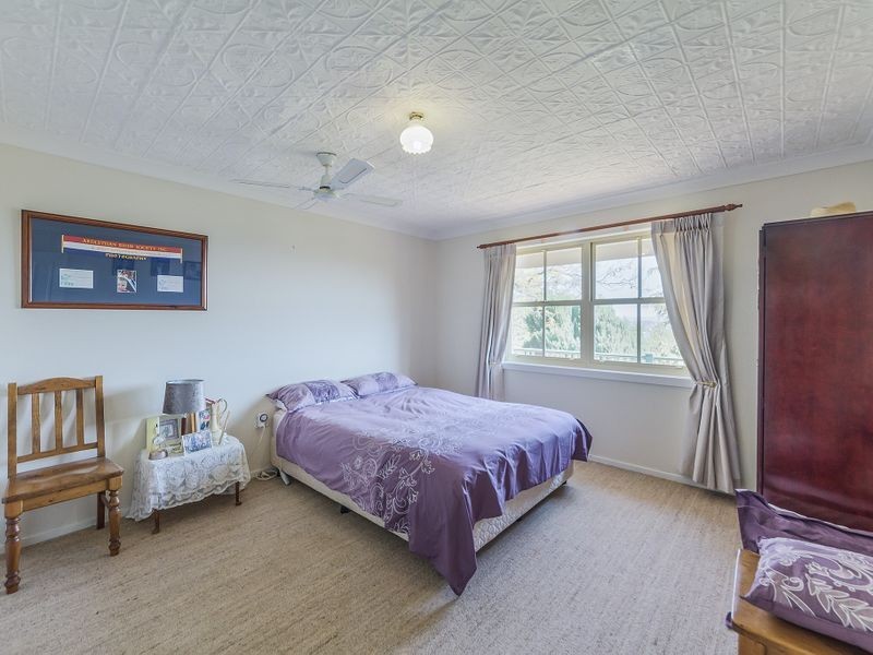 5 Bennelong Place, Cowra NSW 2794