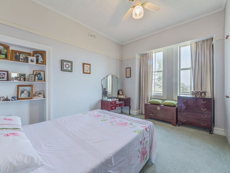 5 Bennelong Place, Cowra NSW 2794