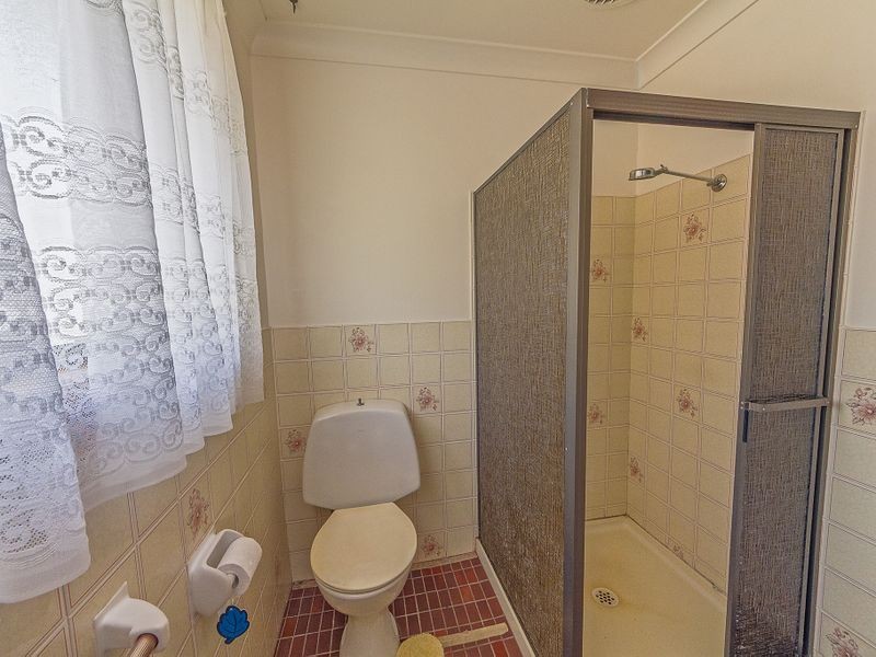 6 Lentara Street, Cowra NSW 2794