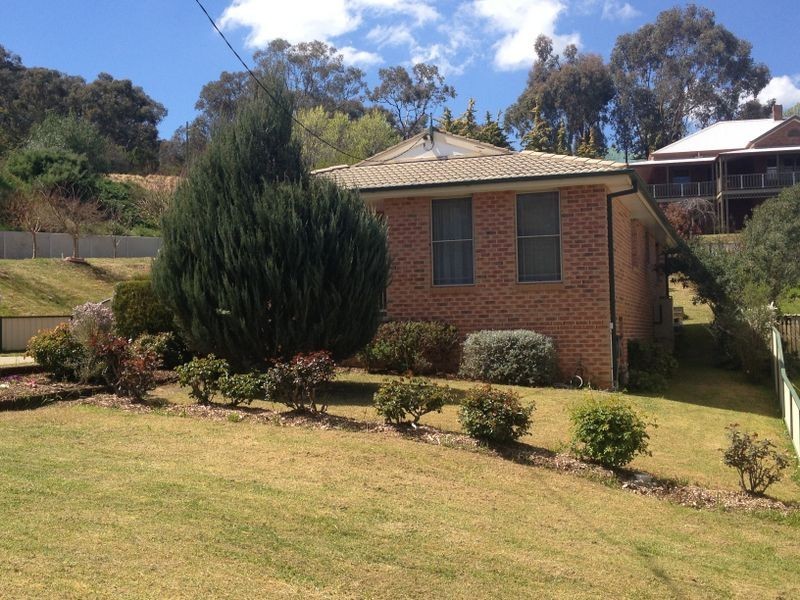 67 Macquarie Street, Cowra NSW 2794