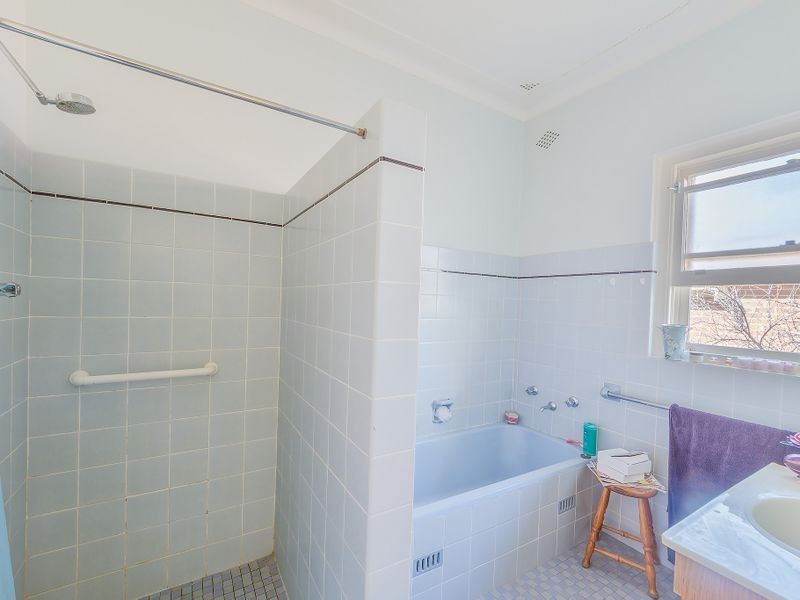 53 Lachlan Street, Cowra NSW 2794