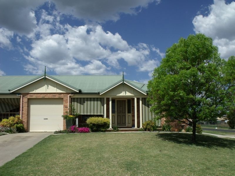 1/20 Evans Street, Cowra NSW 2794