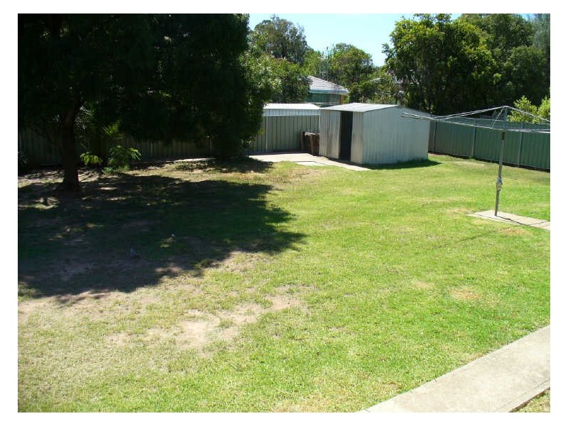 4 Coolabah Crescent, Cowra NSW 2794