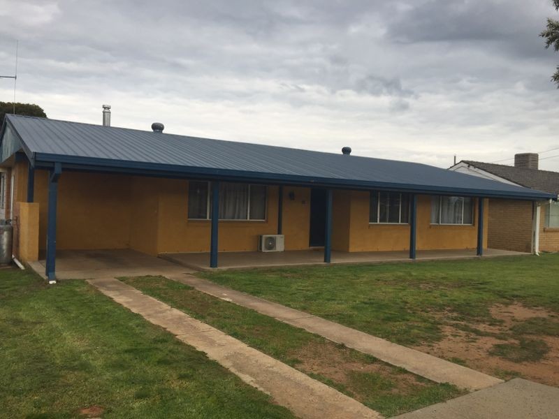 58 Belmore Street, Canowindra NSW 2804