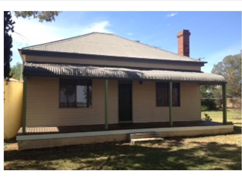 114 Gem Road, Cowra NSW 2794