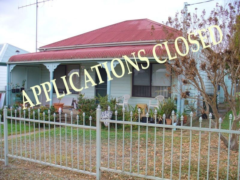 10 Coota Street, Cowra NSW 2794