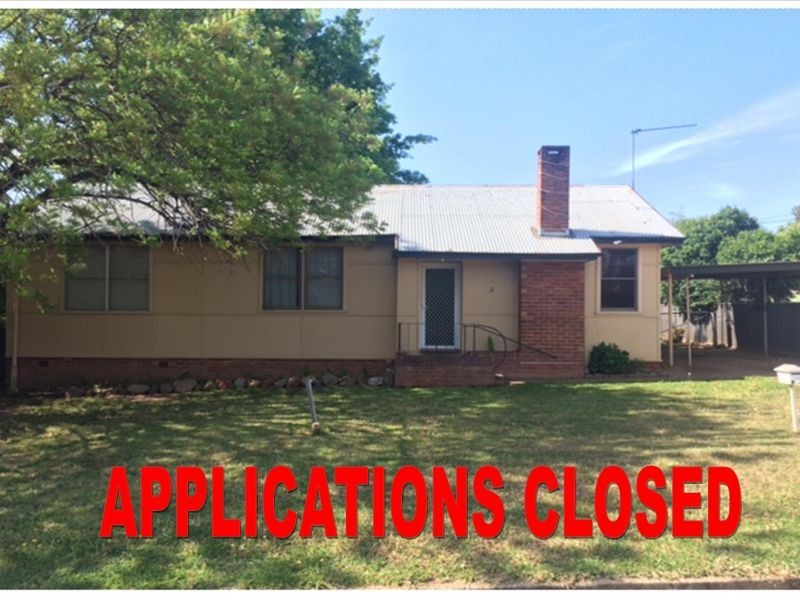 2 Sheahan Street, Cowra NSW 2794