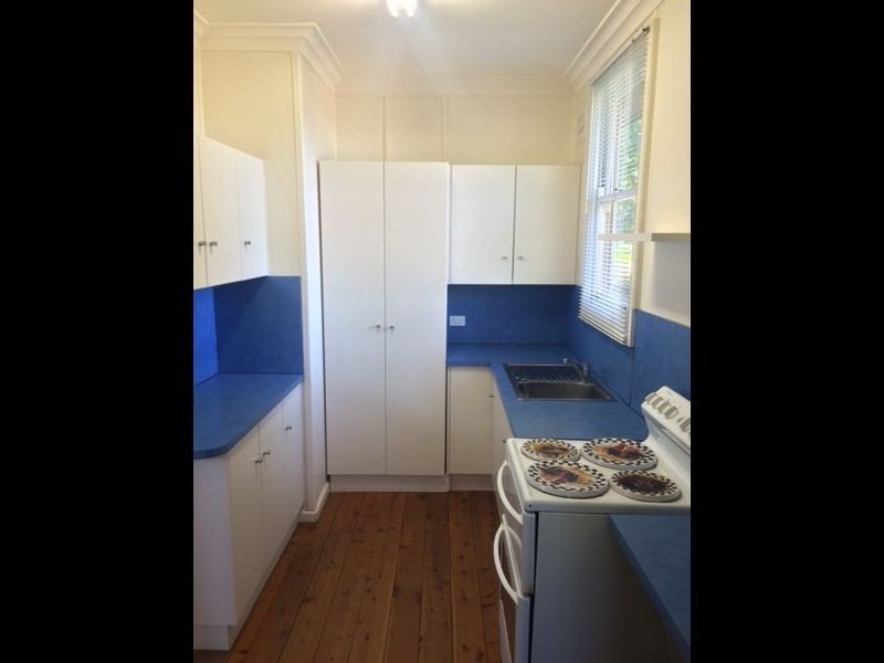 2 Sheahan Street, Cowra NSW 2794