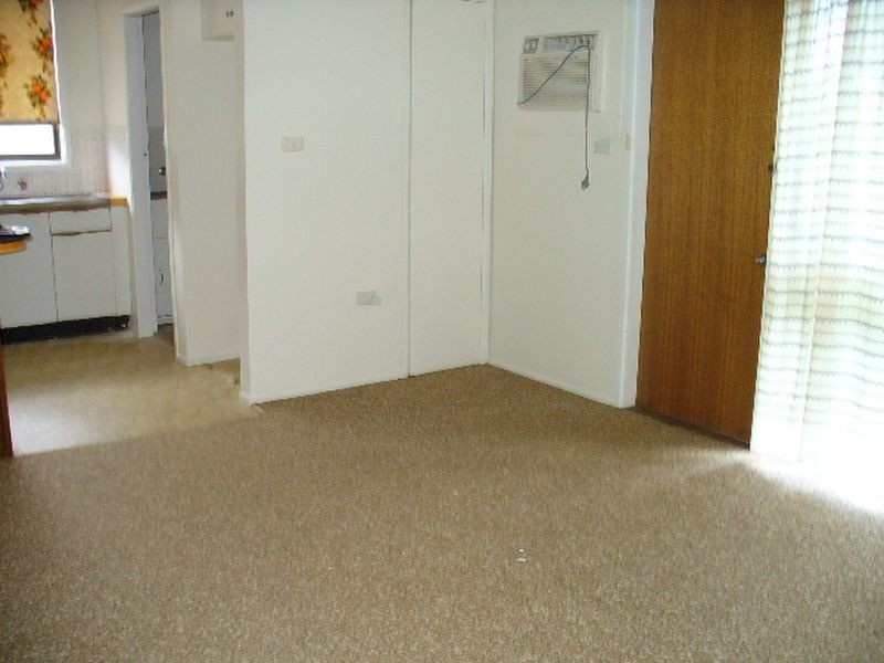 1/6 Yaldara Crescent, Cowra NSW 2794