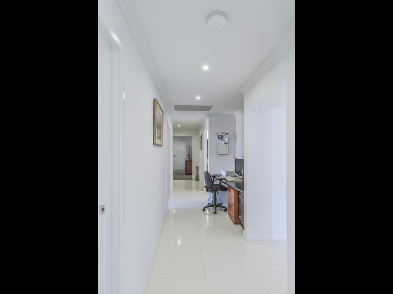 4 Vineyard Drive, Cowra NSW 2794