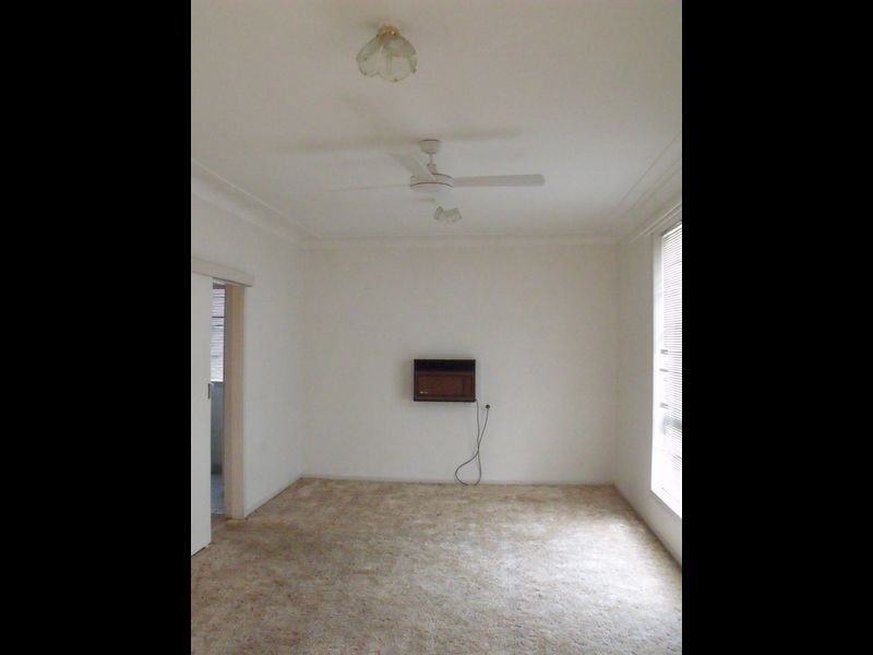 16 Myall Street, Cowra NSW 2794