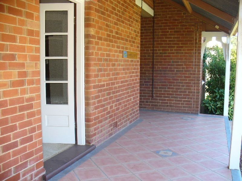 24 Liverpool Street, Cowra NSW 2794