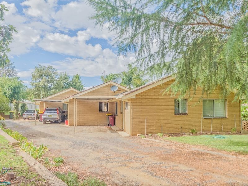 13 b Yaldara Crescent, Cowra NSW 2794