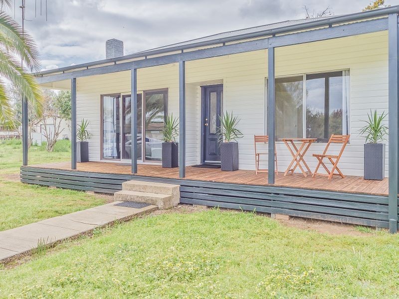 29 Lee Street, Cowra NSW 2794