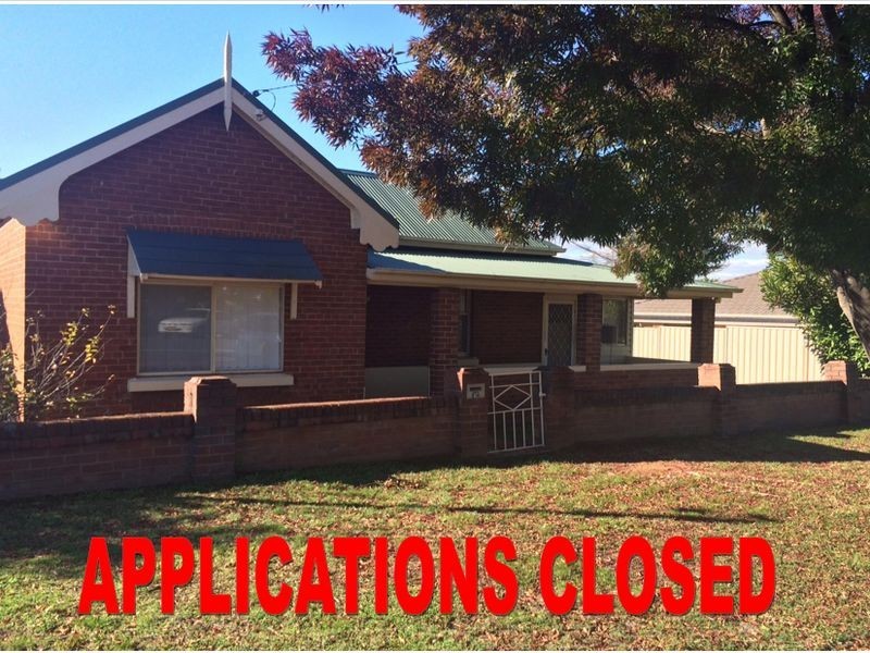 42 Vaux Street, Cowra NSW 2794