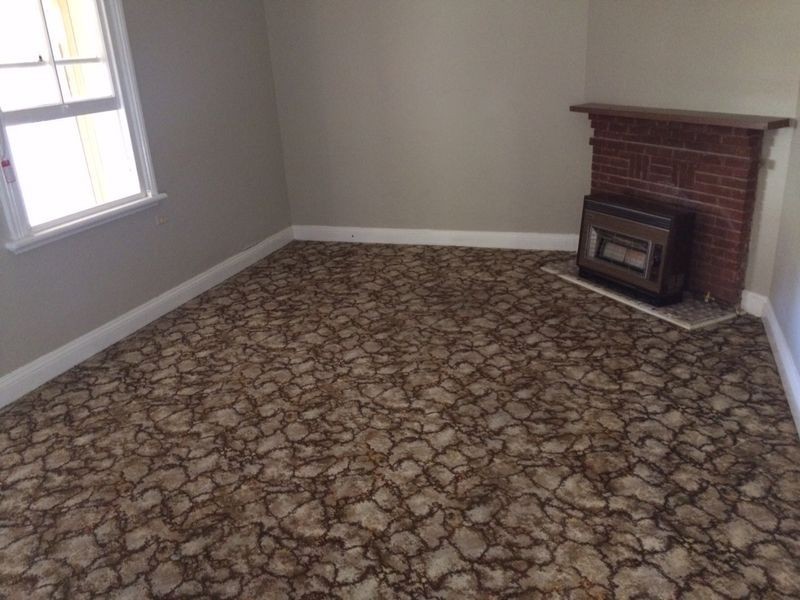 42 Vaux Street, Cowra NSW 2794