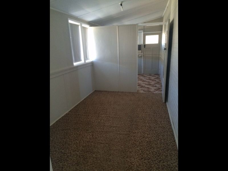 42 Vaux Street, Cowra NSW 2794