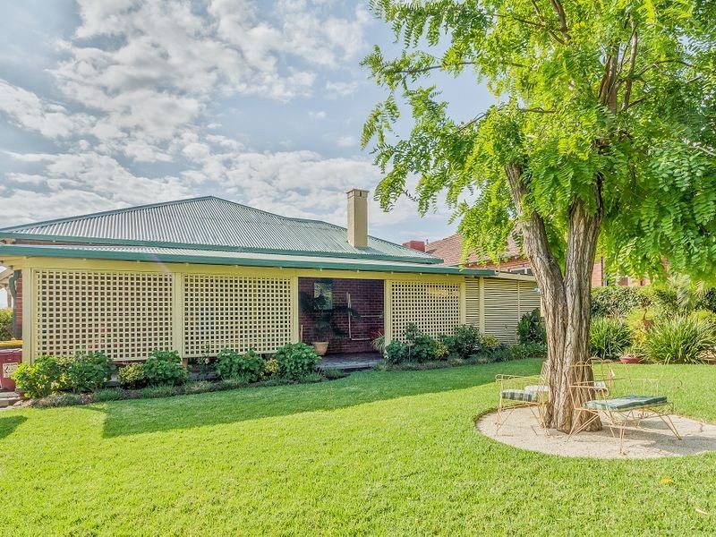 102 Fitzroy Street, Cowra NSW 2794