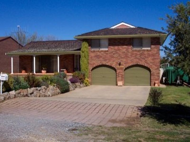 57 Evans Street, Cowra NSW 2794