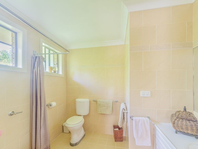 12 Yarrawonga Crescent, Cowra NSW 2794