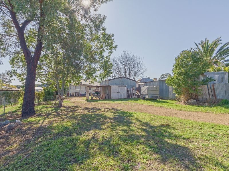 23 Macassar Street, Cowra NSW 2794