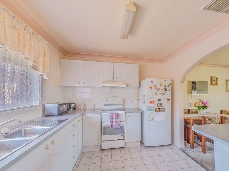 1/16 Echuca Place, Cowra NSW 2794