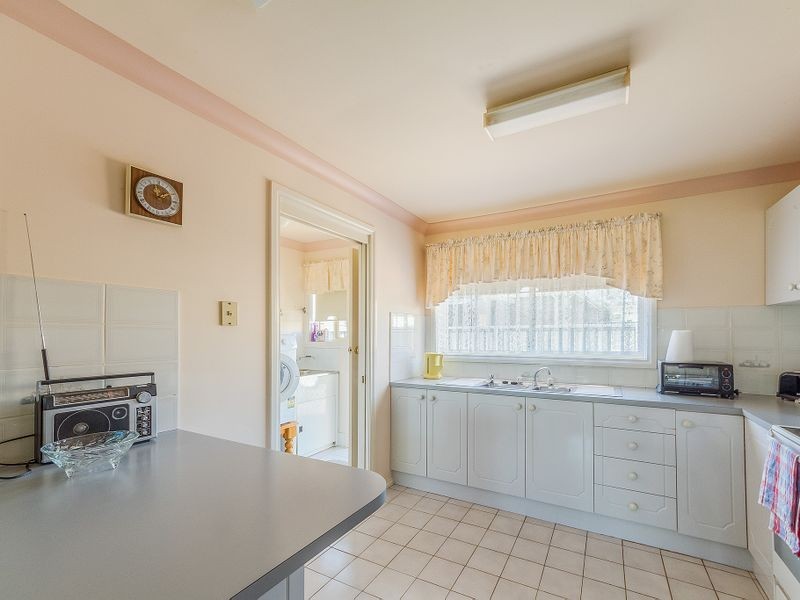 1/16 Echuca Place, Cowra NSW 2794