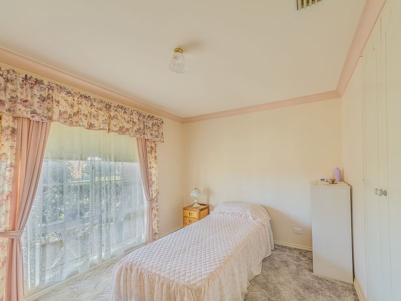 1/16 Echuca Place, Cowra NSW 2794