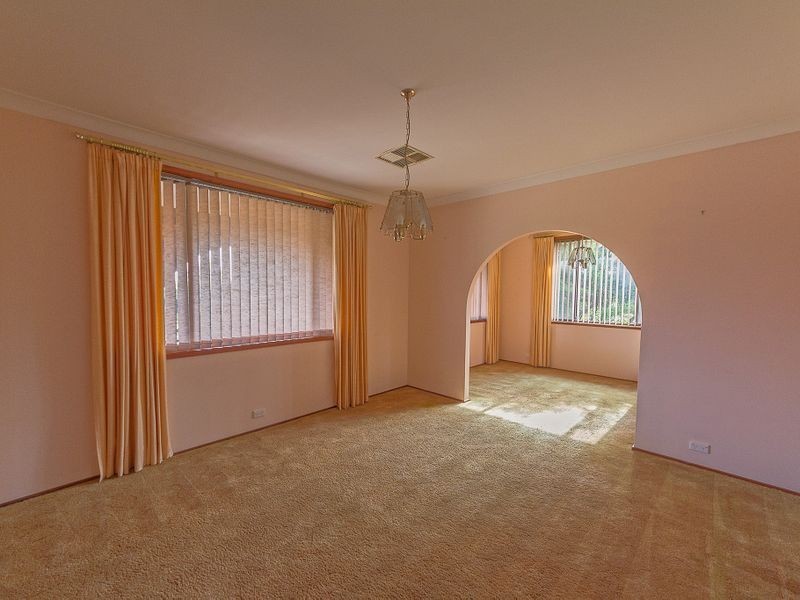 6 Lentara Street, Cowra NSW 2794