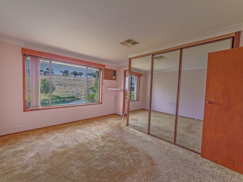 6 Lentara Street, Cowra NSW 2794