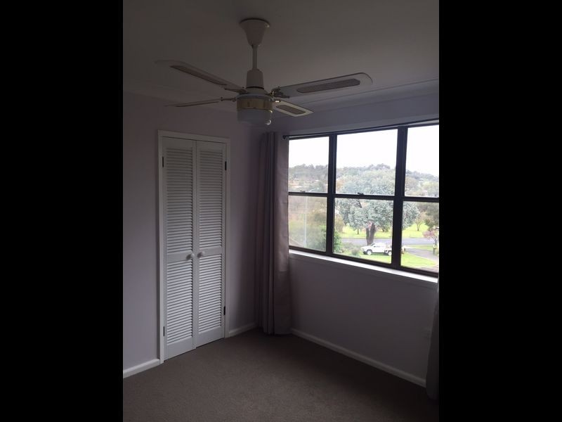 8 Allambie Place, Cowra NSW 2794