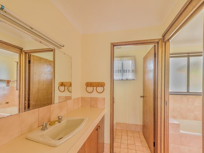 15 Bourke Street, Cowra NSW 2794