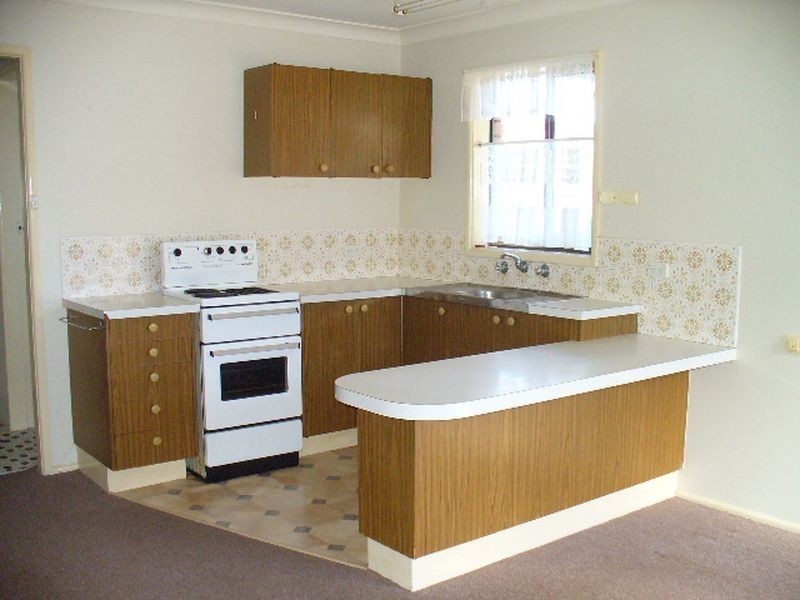 13C Coolabah Crescent, Cowra NSW 2794