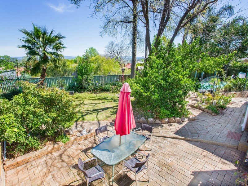 92 Macquarie Street, Cowra NSW 2794