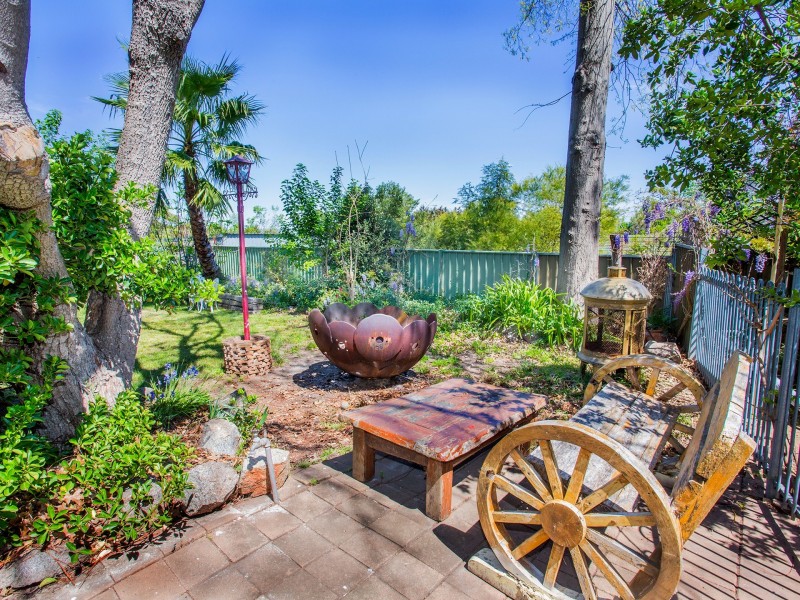 92 Macquarie Street, Cowra NSW 2794